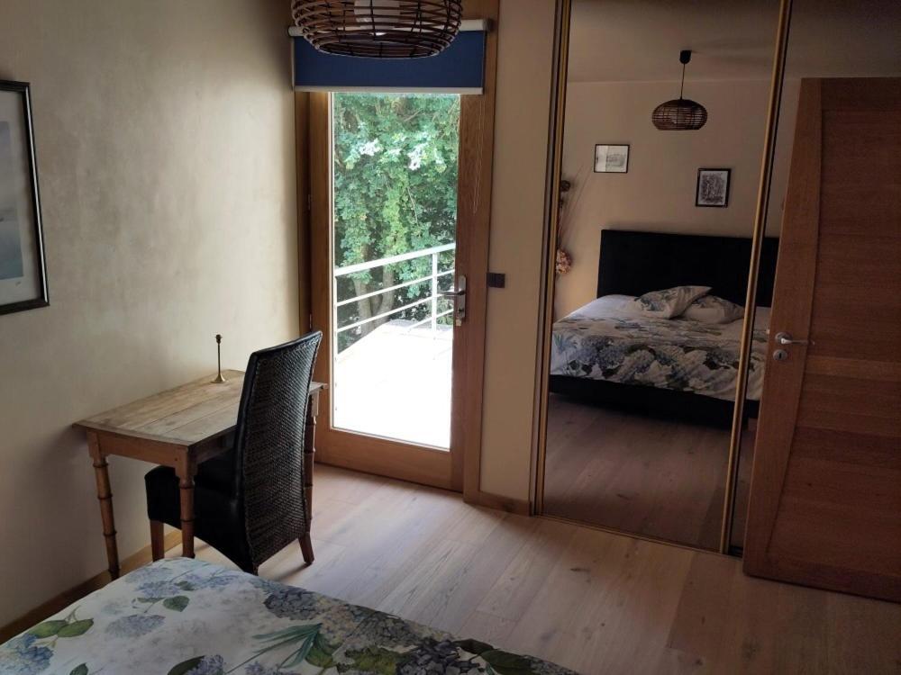 B&B Chez Frederique Et Norbert Mogneneins Екстериор снимка